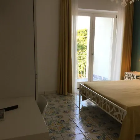 A Casa Di Silvia Apartment Scario